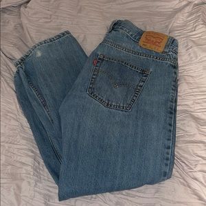 women’s levi’s jeans